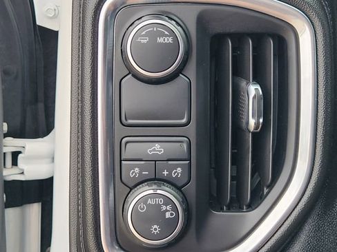 Used 2020 Chevrolet Silverado 1500 LT w/ Texas Edition image 20