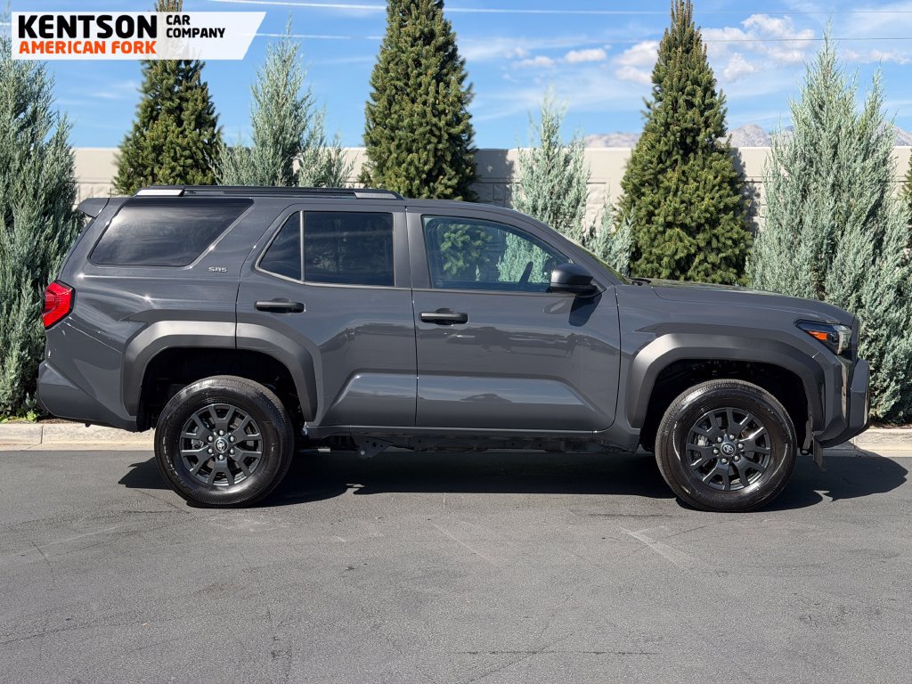 Used 2026 Toyota 4Runner SR5 AWD/4WD image 9