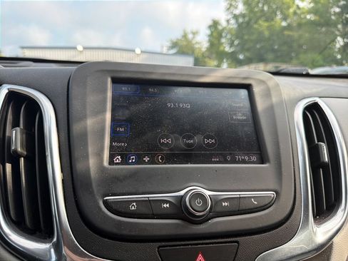 Used 2021 Chevrolet Equinox LS w/ LS Convenience Package AWD/4WD image 10