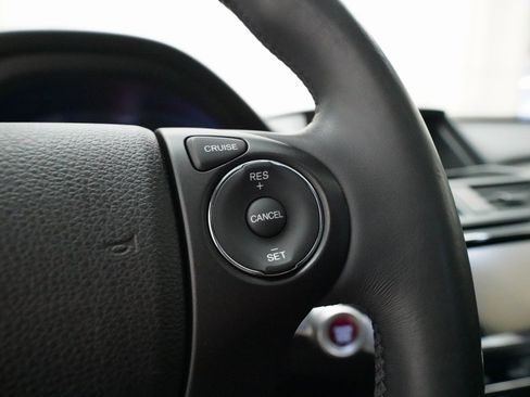 Used 2014 Honda Crosstour EX-L image 18