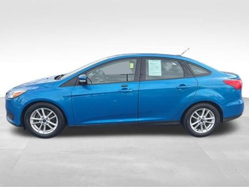 Used 2016 Ford Focus SE image 5