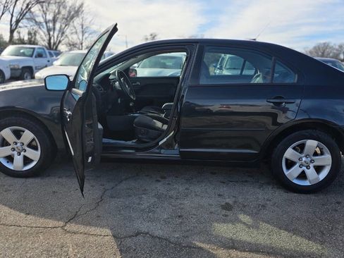 Used 2009 Ford Fusion SE image 3