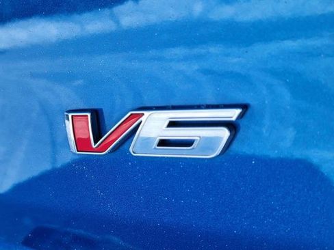 Used 2022 Chevrolet Colorado LT w/ Luxury Package image 7