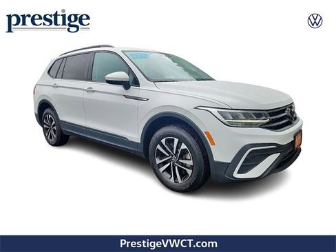 Certified 2022 Volkswagen Tiguan S image 1