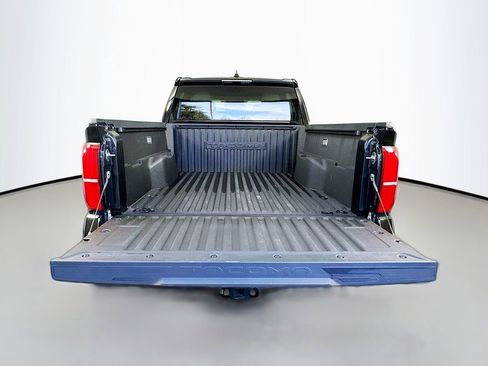 Used 2025 Toyota Tacoma SR5 image 25