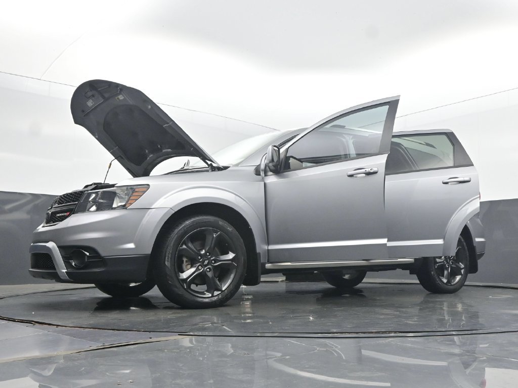 Used 2019 Dodge Journey Crossroad w/ Mopar All Weather Group FWD image 63