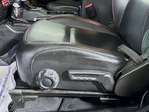 Used 2020 Jeep Wrangler Rubicon w/ LED Lighting Group image 19