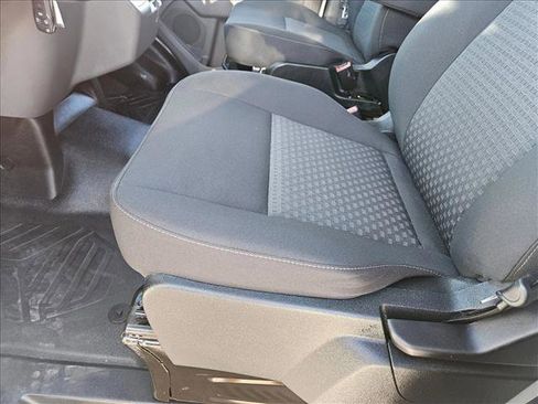 Used 2023 Ford E-Transit Medium Roof image 15