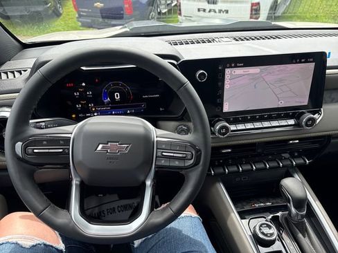 New 2026 Chevrolet Colorado ZR2 AWD/4WD image 11