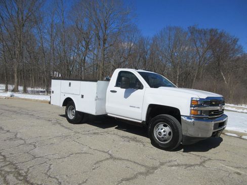 Used 2015 Chevrolet Silverado 3500 W/T image 7
