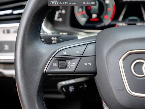Used 2023 Audi Q7 3.0T Premium Plus AWD/4WD image 17