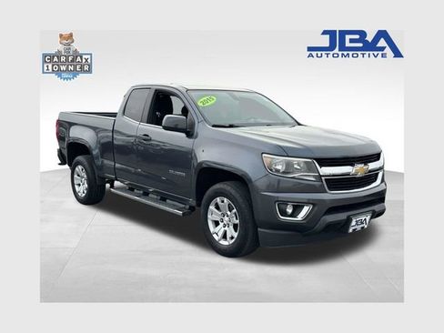 Used 2015 Chevrolet Colorado LT w/ LT Convenience Package image 1