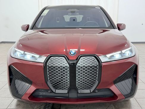 Used 2023 BMW iX xDrive50 w/ Ultimate Package 2 AWD/4WD image 7