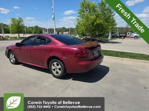 Used 2005 Pontiac Grand Prix GT w/ Leather Trim Package FWD image 5
