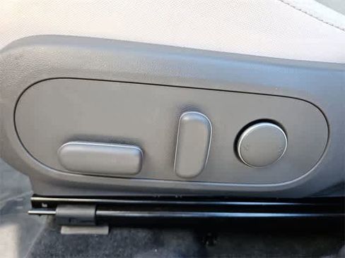 Certified 2024 Hyundai Kona SEL image 17