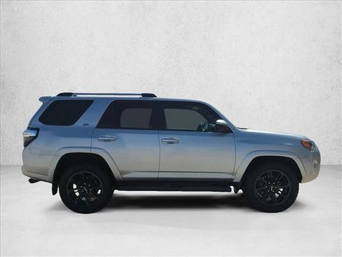 Used 2021 Toyota 4Runner SR5 RWD image 4