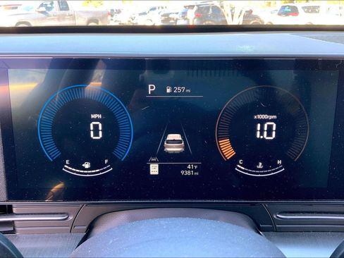 Used 2024 Hyundai Kona SEL image 10