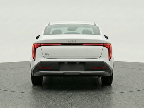 Used 2025 Kia K4 FWD image 7