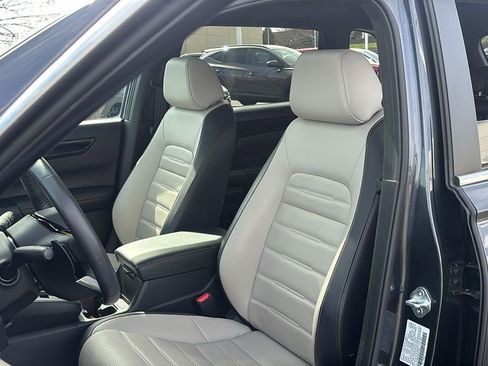 Used 2023 Honda CR-V Sport Touring image 10