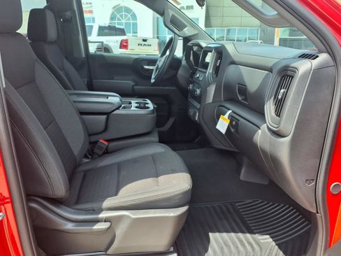 Used 2025 Chevrolet Silverado 1500 Custom w/ Turbomax Blackout Package RWD image 19
