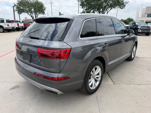 Used 2019 Audi Q7 3.0T Premium Plus w/ Premium Plus Package AWD/4WD image 4