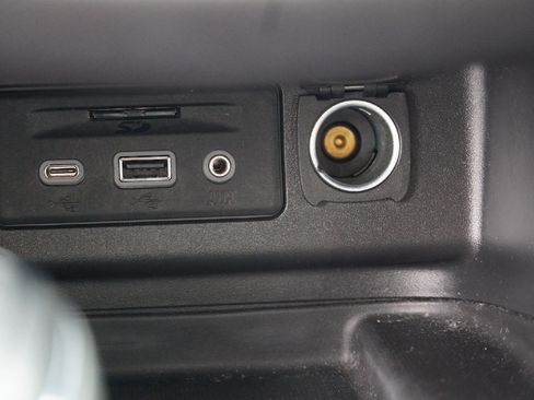 Used 2021 Chevrolet Equinox Premier image 14