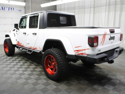 Used 2021 Jeep Gladiator Sport AWD/4WD image 8