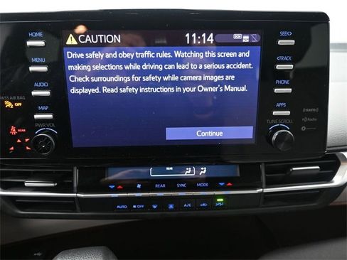 Used 2021 Toyota Sienna LE image 6