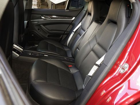 Used 2016 Porsche Panamera 4S image 20