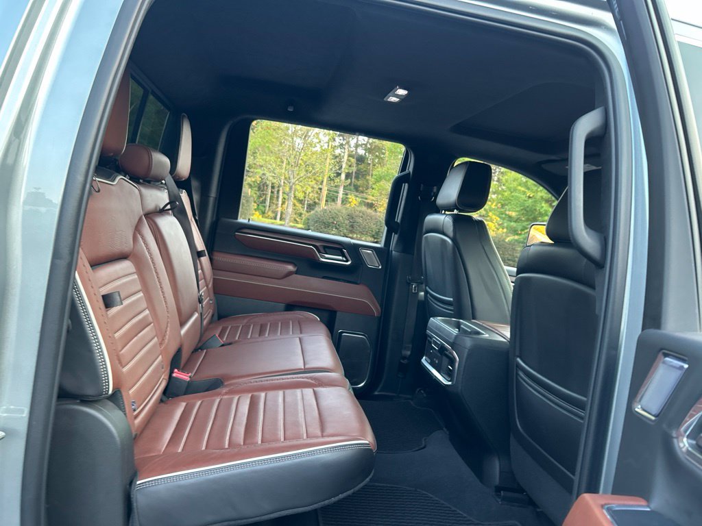 Used 2024 GMC Sierra 3500 Denali Ultimate AWD/4WD image 52