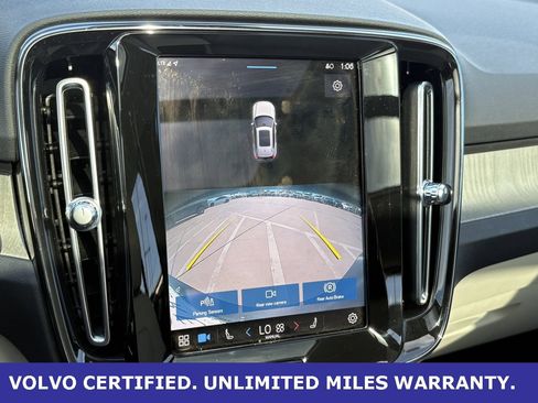 Certified 2023 Volvo XC40 B4 Plus image 20
