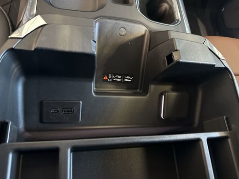 New 2026 Chevrolet Silverado 1500 High Country w/ High Country Premium Package image 27