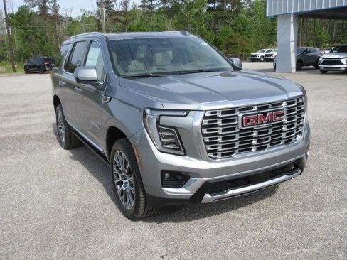 New 2026 GMC Yukon Denali RWD image 4