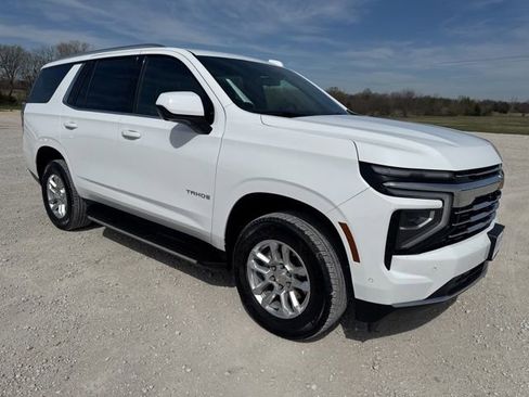 Used 2025 Chevrolet Tahoe LT image 8