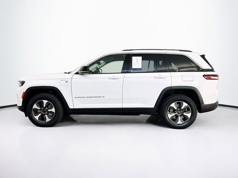 Used 2022 Jeep Grand Cherokee Limited 4xe image 4