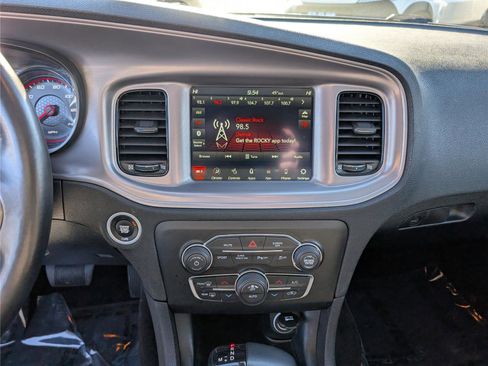 Used 2023 Dodge Charger SXT w/ Blacktop Package image 18