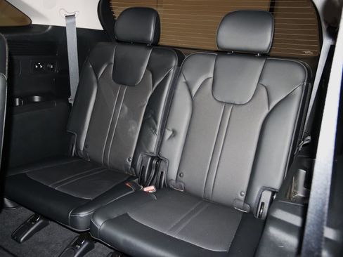 Used 2023 Kia Sorento SX Prestige image 26