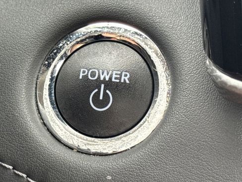 Used 2023 Toyota Highlander Platinum AWD/4WD image 45