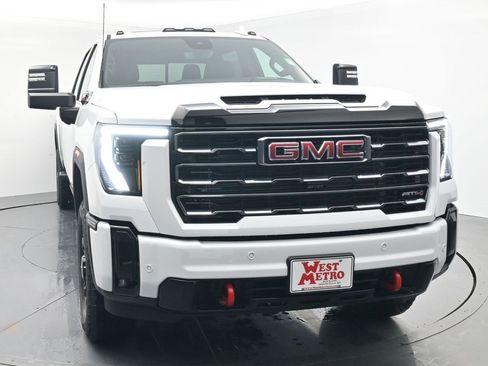 New 2026 GMC Sierra 3500 AT4 w/ AT4 Premium Plus Package image 27