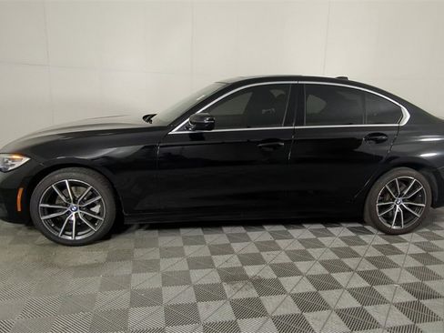 Used 2019 BMW 330i xDrive Sedan w/ Driving Assistance Package image 8