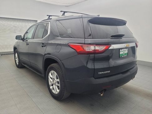 Used 2018 Chevrolet Traverse LT FWD image 5