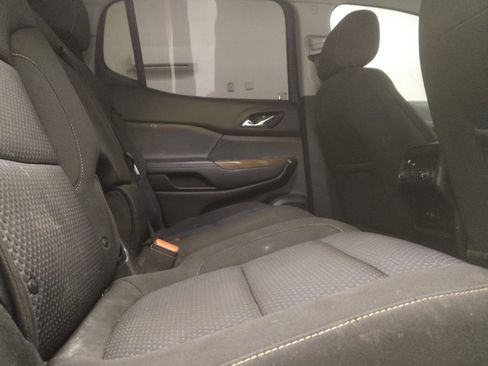 Used 2021 GMC Acadia SLE FWD image 19
