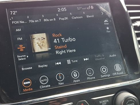 Used 2020 Jeep Grand Cherokee Limited w/ Luxury Group II image 18