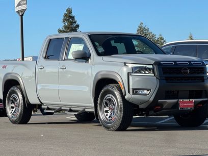 New 2026 Nissan Frontier PRO-4X w/ Pro-4x Convenience Package