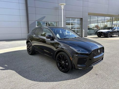 Used 2024 Jaguar E-PACE R-Dynamic SE image 3