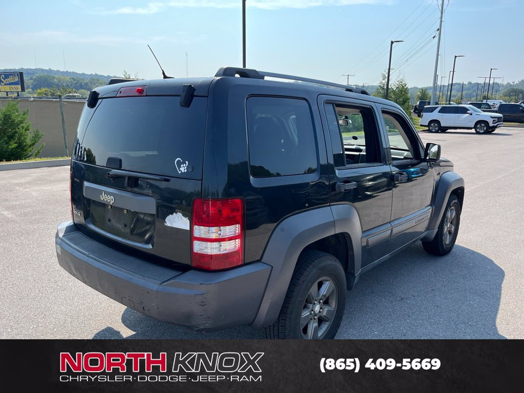 Used 2010 Jeep Liberty Renegade AWD/4WD image 6