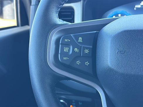 Used 2025 Ford Bronco Outer Banks image 30