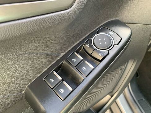 Used 2025 Ford Escape Active w/ Cold Weather Package image 18