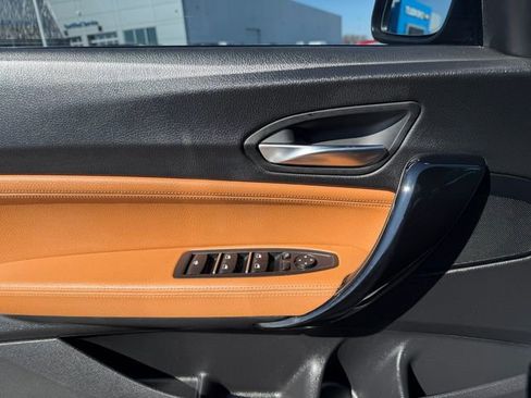 Used 2019 BMW 230i Convertible w/ Convenience Package image 21