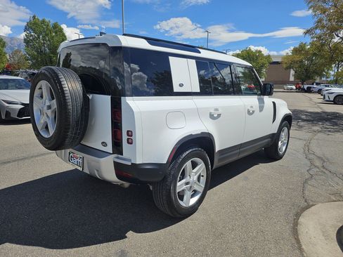 Used 2023 Land Rover Defender 110 SE AWD/4WD image 5